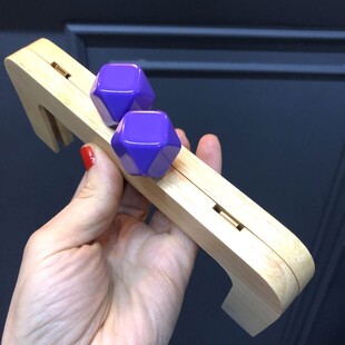 HOBİPOP - Ahşap Burs Çanta Klipsi Dörtgen Mor Geometrik Topuzlu HOBİPOP - Ahşap Burs Çanta Klipsi Dörtgen Mor Geometrik Topuzlu