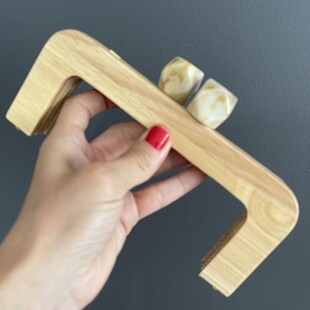 HOBİPOP - Ahşap Burs Çanta Klipsi Dörtgen Balköpüğü Mermer Desen Geometrik Topuzlu