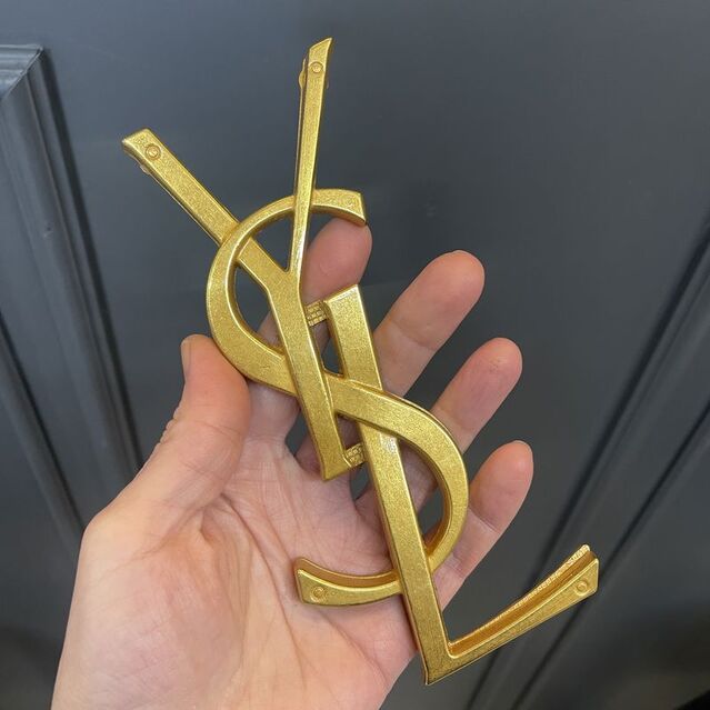 Çanta Süsü YSL Plaka Eskitme Mat Altın Renk 17 cm Büyük