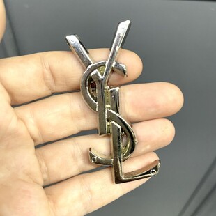 HOBİPOP - Çanta Süsü YSL Plaka Gümüş Renk