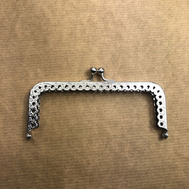 Çanta ve Cüzdan Klipsi Gümüş Renk 12 Cm