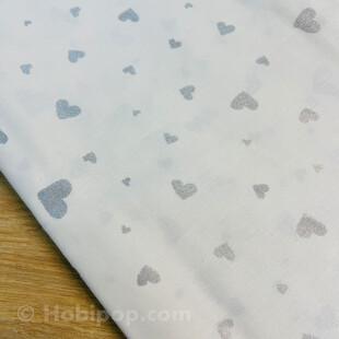 HOBİPOP - Gümüş Kalp Desenli Poplin Pamuklu Kumaş Astarlık 50x120 cm HOBİPOP - Gümüş Kalp Desenli Poplin Pamuklu Kumaş Astarlık 50x120 cm