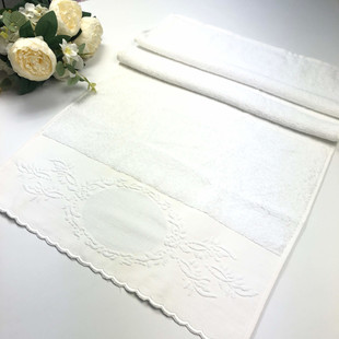 GLAMOUR - İşlemelik Etaminli Pikolu Havlu 50x90 Beyaz GLAMOUR - İşlemelik Etaminli Pikolu Havlu 50x90 Beyaz