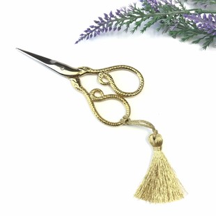 HOBİPOP - Püsküllü Nakış Makası ve Nişan Makası Altın HOBİPOP - Püsküllü Nakış Makası ve Nişan Makası Altın