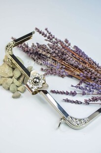 HOBİPOP - Metal Çanta Bursu Taşlı Klipsli Gümüş Renk HOBİPOP - Metal Çanta Bursu Taşlı Klipsli Gümüş Renk