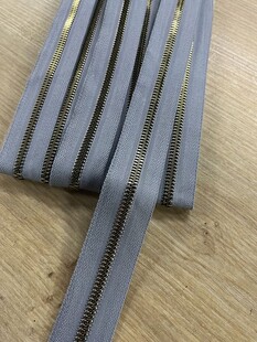 HOBİPOP - Metrelik Metal Görünümlü Gold Dişli Çanta Fermuarı Koyu Gri HOBİPOP - Metrelik Metal Görünümlü Gold Dişli Çanta Fermuarı Koyu Gri