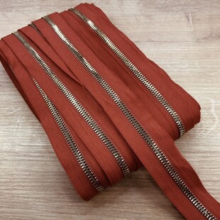 HOBİPOP - Metrelik Metal Görünümlü Gold Dişli Çanta Fermuarı Turuncu Kiremit HOBİPOP - Metrelik Metal Görünümlü Gold Dişli Çanta Fermuarı Turuncu Kiremit