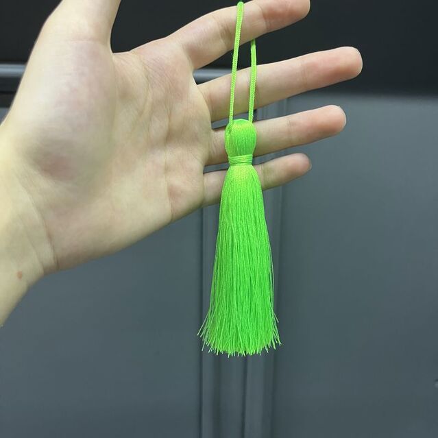 Neon Yeşil Renk Püskül 11 cm