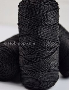 PUPPETS - Polyester Makrome İpi 100 Gram Siyah PUPPETS - Polyester Makrome İpi 100 Gram Siyah