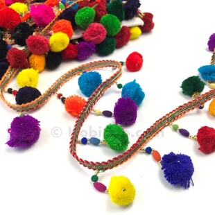 HOBİPOP - Püskül Ponponlu Şerit 1 Metre HOBİPOP - Püskül Ponponlu Şerit 1 Metre