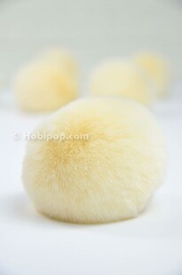 HOBİPOP - Şapka ve Bere Ponponu 02 Krem HOBİPOP - Şapka ve Bere Ponponu 02 Krem