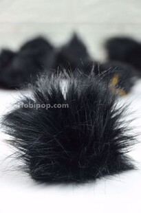 HOBİPOP - Şapka ve Bere Ponponu Siyah HOBİPOP - Şapka ve Bere Ponponu Siyah