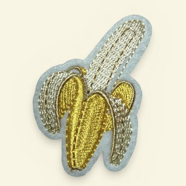 Ütüyle Yapışan Arma Muz Sarı