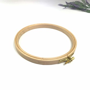 NURGE - 16 MM Vidalı Ağaç Nakış Kasnağı No: 4 NURGE - 16 MM Vidalı Ağaç Nakış Kasnağı No: 4